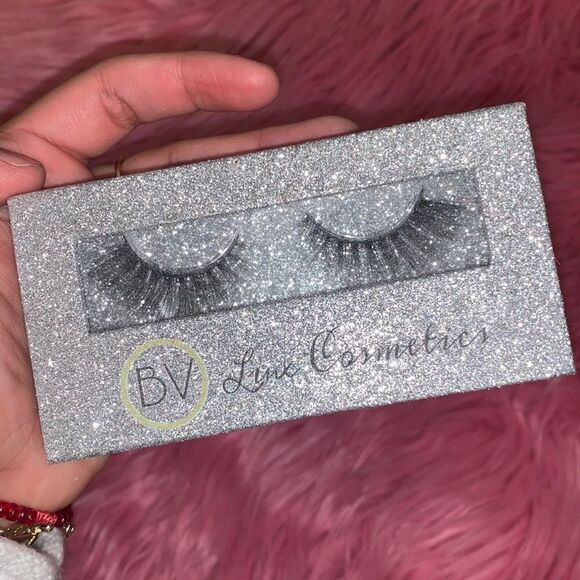 Mimi Strip Lashes  - Picture 2 of 2